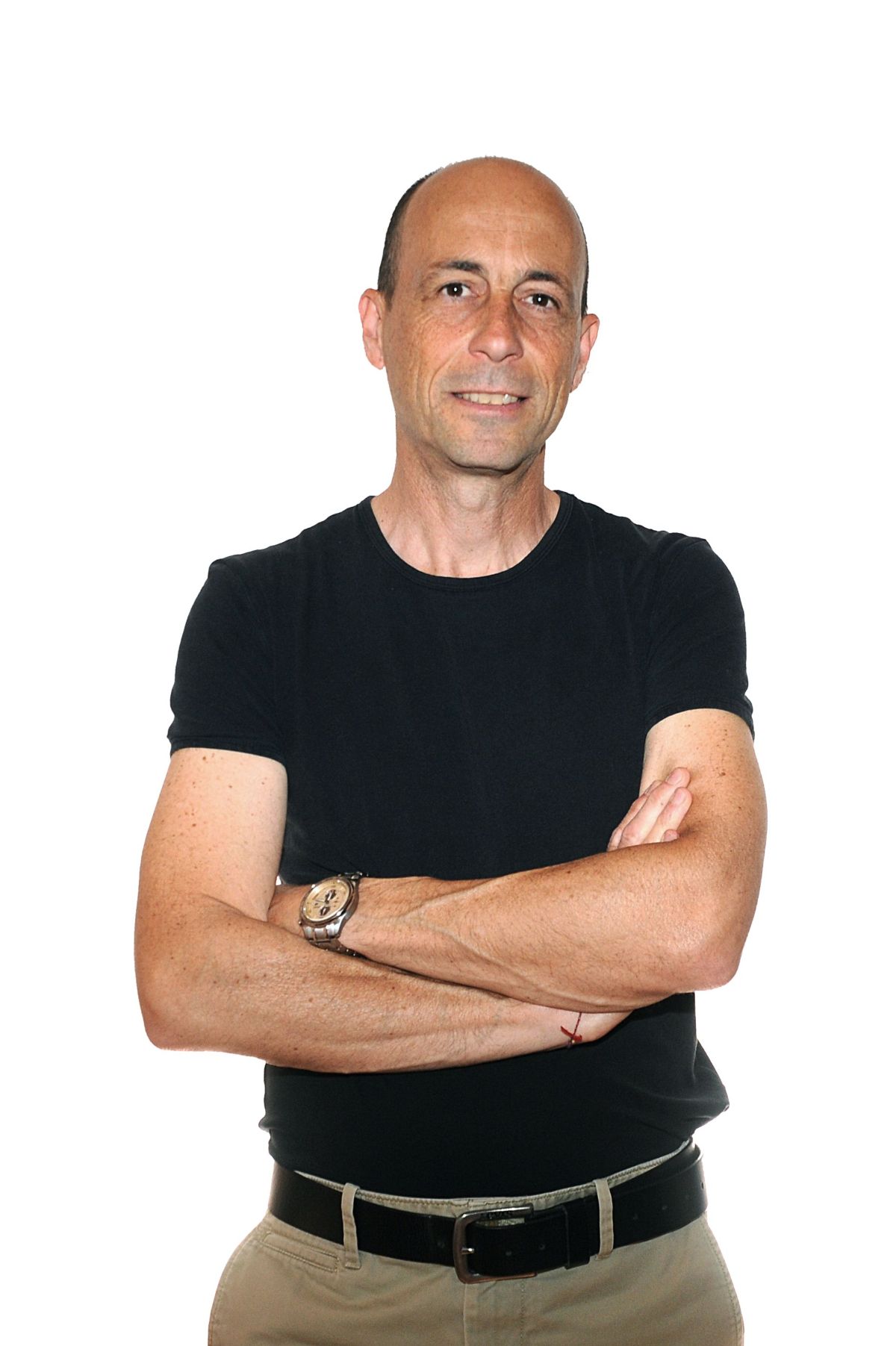 Emiliano Lavorini e il coraggio di esordire con una storia sull’intelligenza che batte la forza