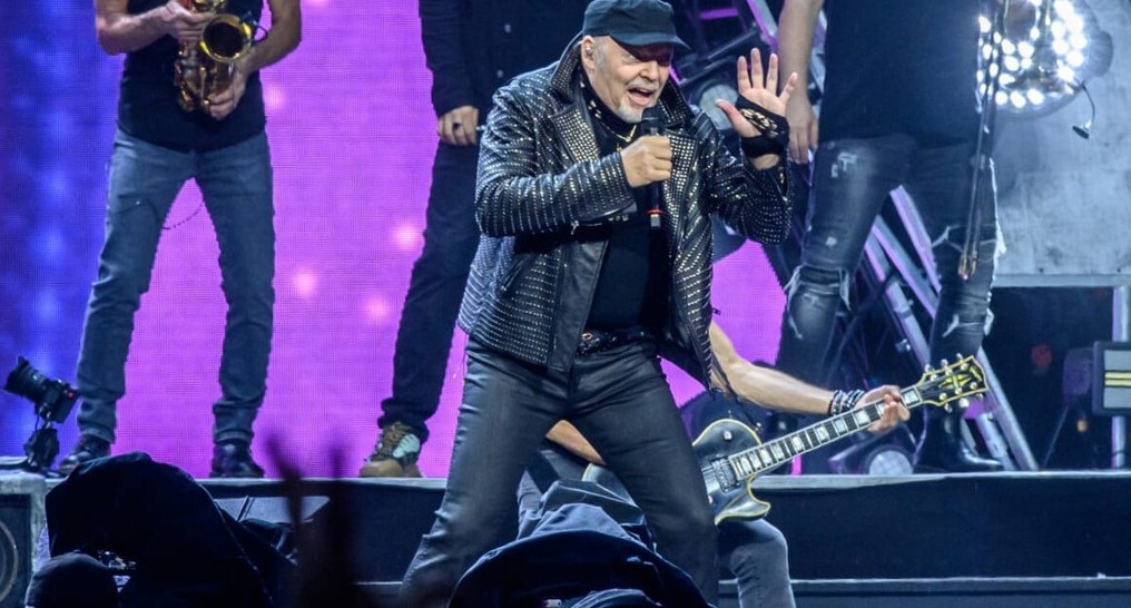 Vasco Rossi celebra 50 anni di carriera: annunciato l'evento da 500mila persone a Roma nel 2027