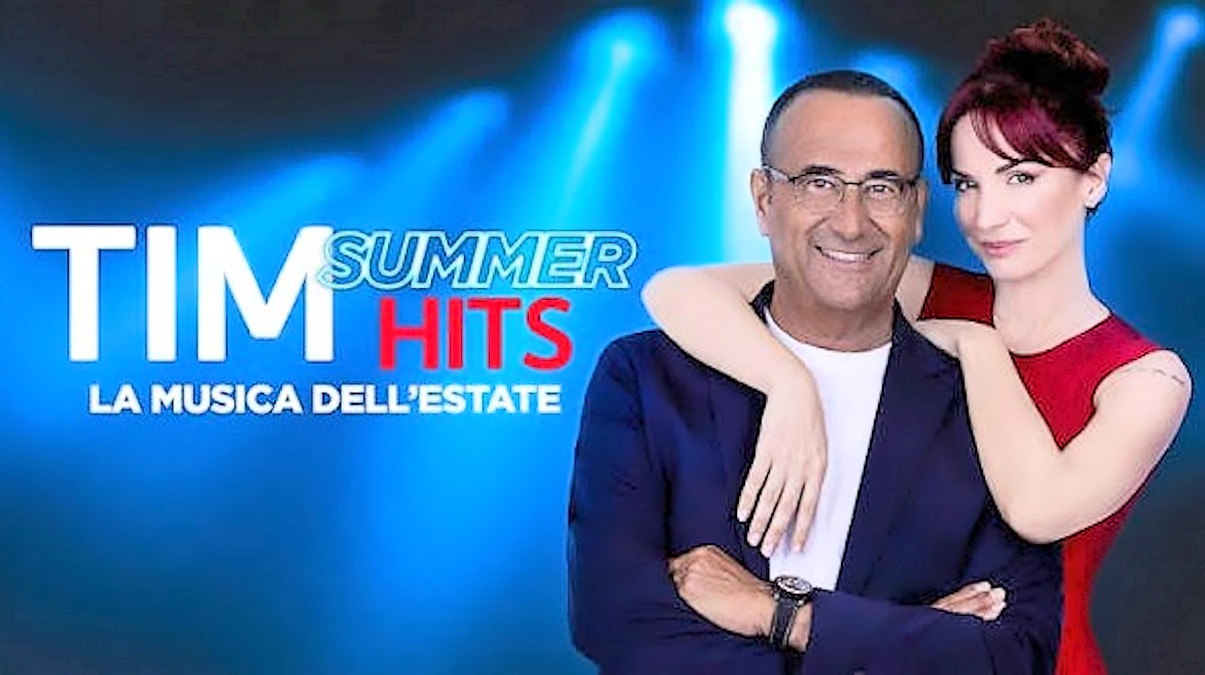 Roma si accende di musica: venerdì 17 luglio, in prima serata su Rai 1, torna TIM Summer Hits con Carlo Conti e Andrea Delogu